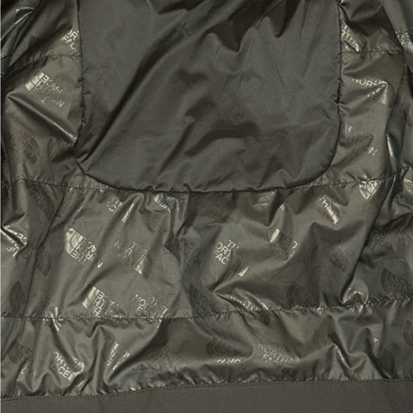 The North Face
Lenado Insulated Jacket - Women's Medium - Picture 8 of 11